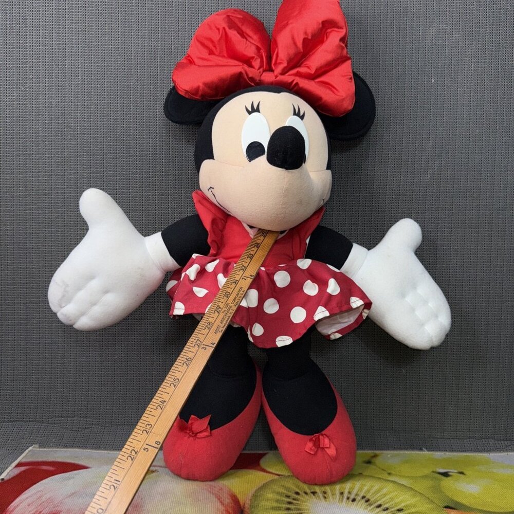RARE 15” Minnie Mouse Talking Doll - Picture 4 of 7